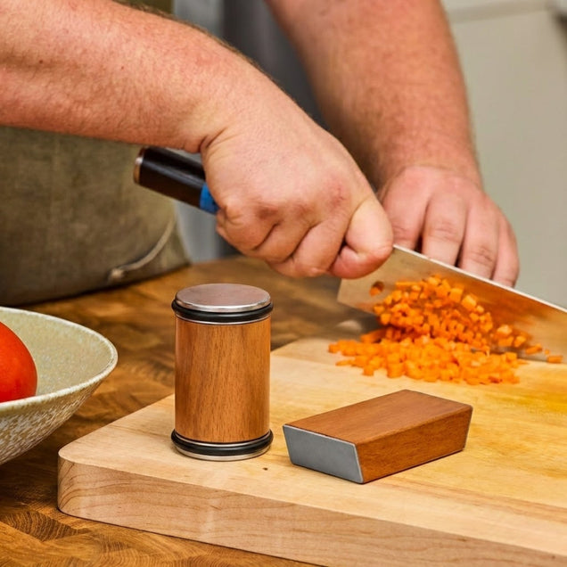 STENØ LAB – Rullsliper for kniver